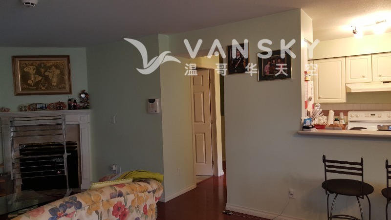 260819173254_kitchen view.jpg